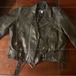 Wilson Black Relaxed Men’s Jeans with Red Accent